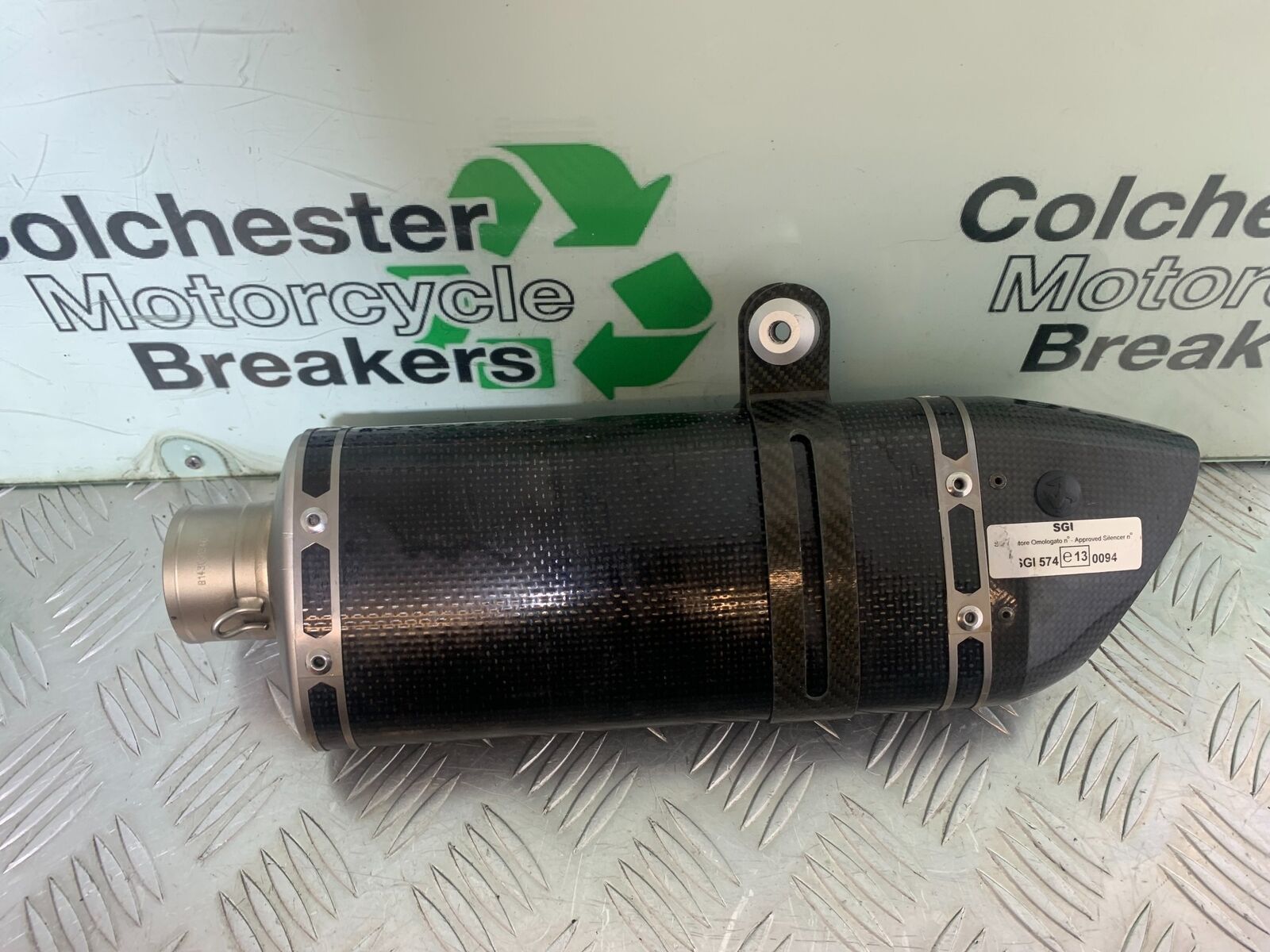 YAMAHA XSR900 XSR 900 AKRAPOVIC CARBON CAN    YEAR 2021-2022 (CMB1073)