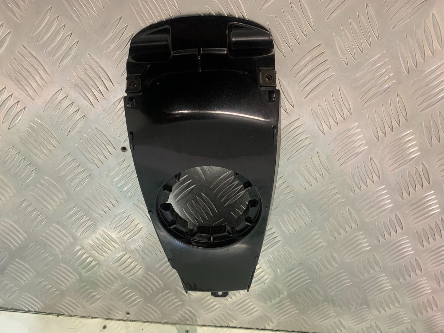 BMW R1200 RT R 1200 RT TANK INFILL PANEL  YEAR 2005-2009 (STOCK 943)