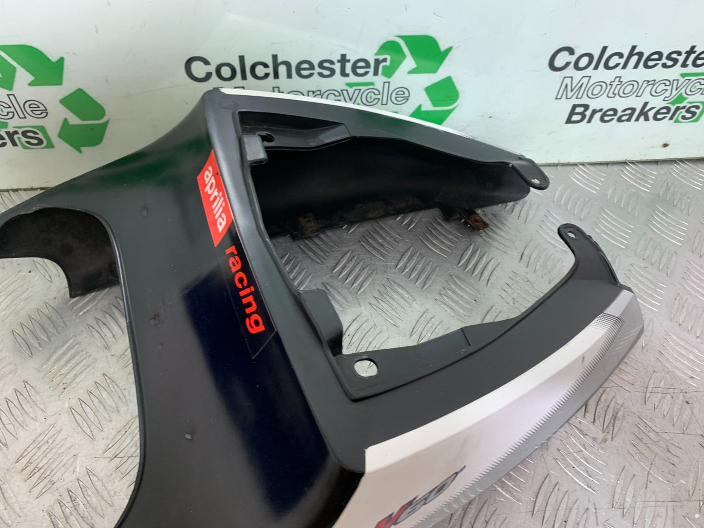 APRILIA RSV1000 RSV 1000 MILLE TAIL PIECE SEAT UNIT  1998- 2003 (CMB1184)