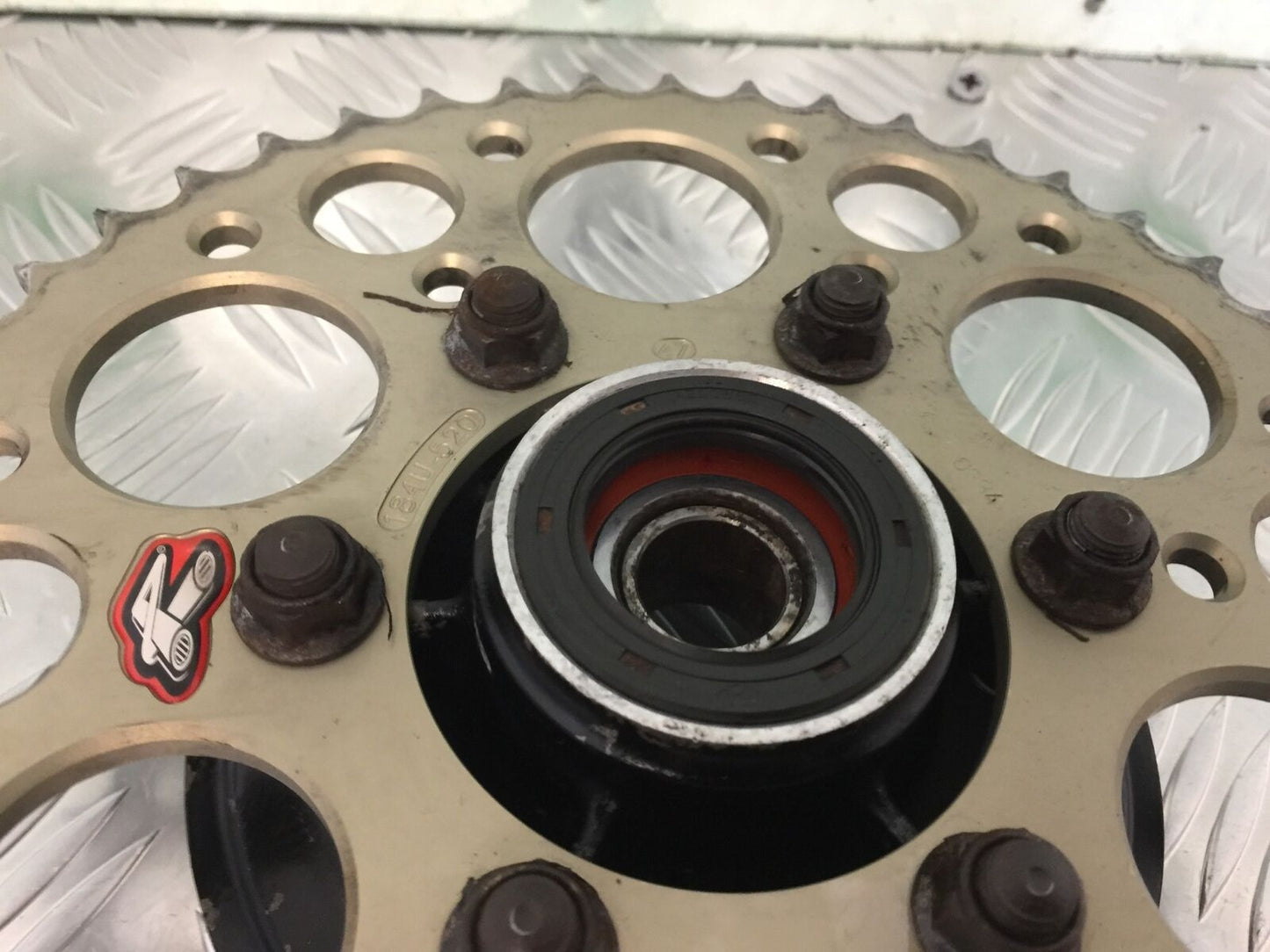 KAWASAKI ER6 N REAR SPROCKET CARRIER  YEAR 2009-2011  (STOCK 928)