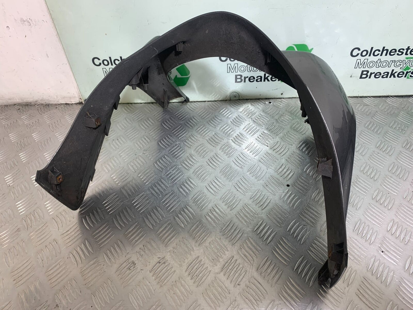 SUZUKI AN 200 UN 200 BURGMAN FAIRING PANEL YEAR 2007-09 (CMB1128)
