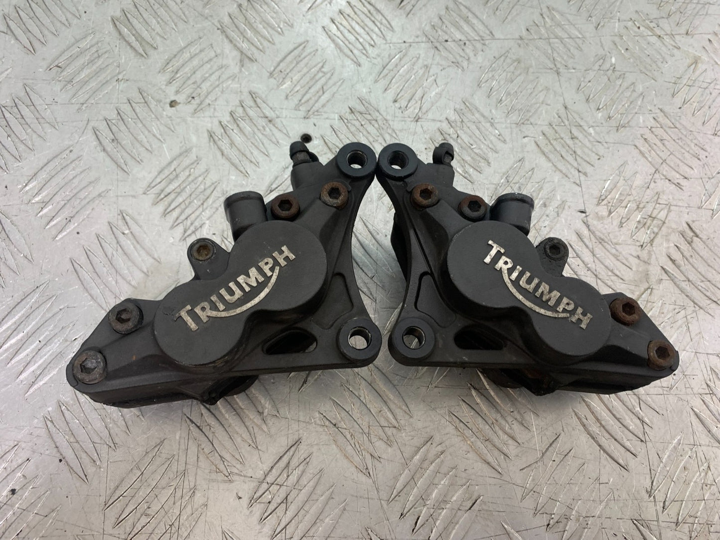 TRIUMPH 1050 SPRINT GT FRONT BRAKE CALIPERS  YEAR 2010-2016 (CMB1250)