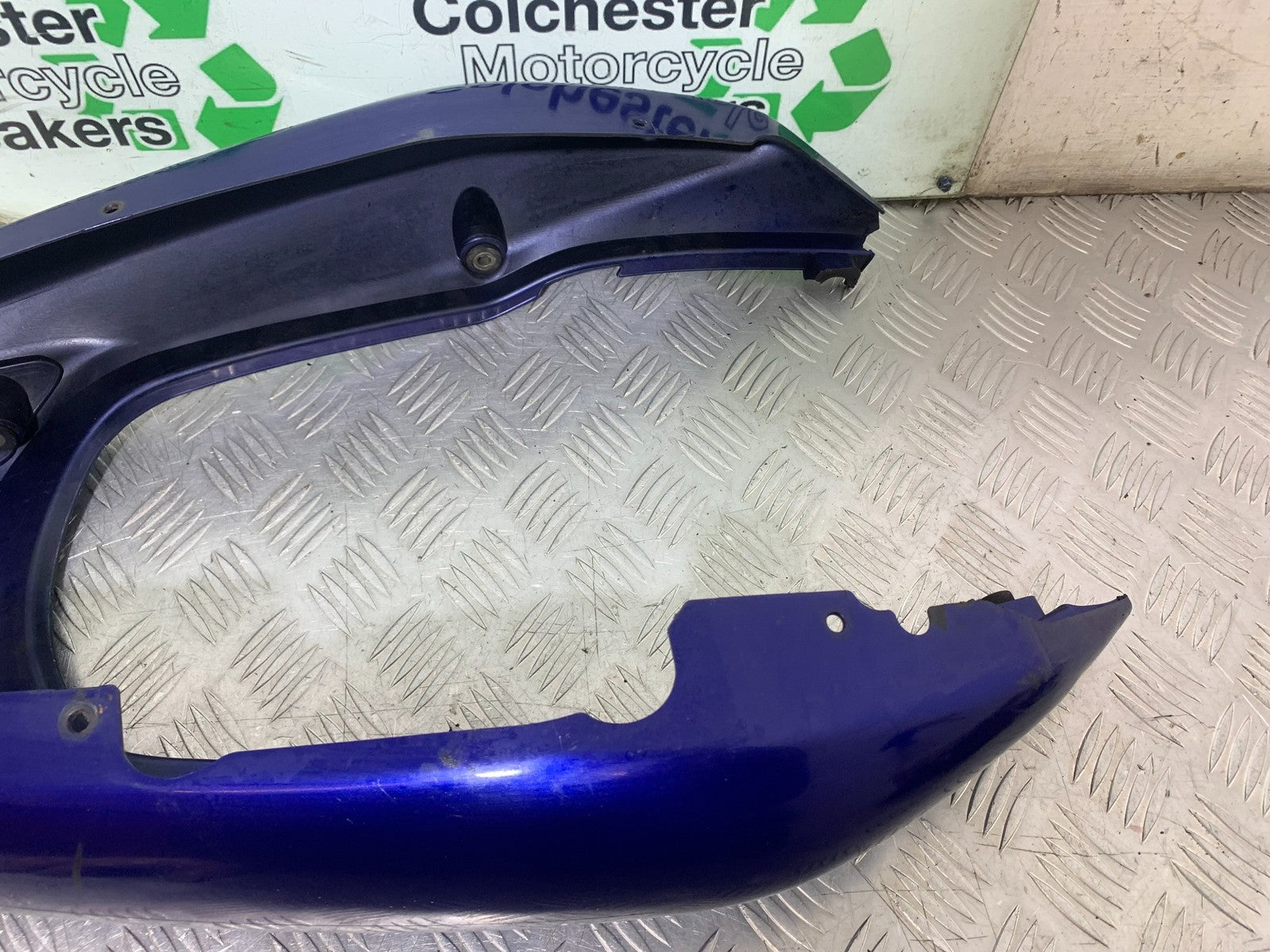 SUZUKI GSF600 GSF 600 BANDIT TAIL PIECE  2000-2004 (CMB1269)