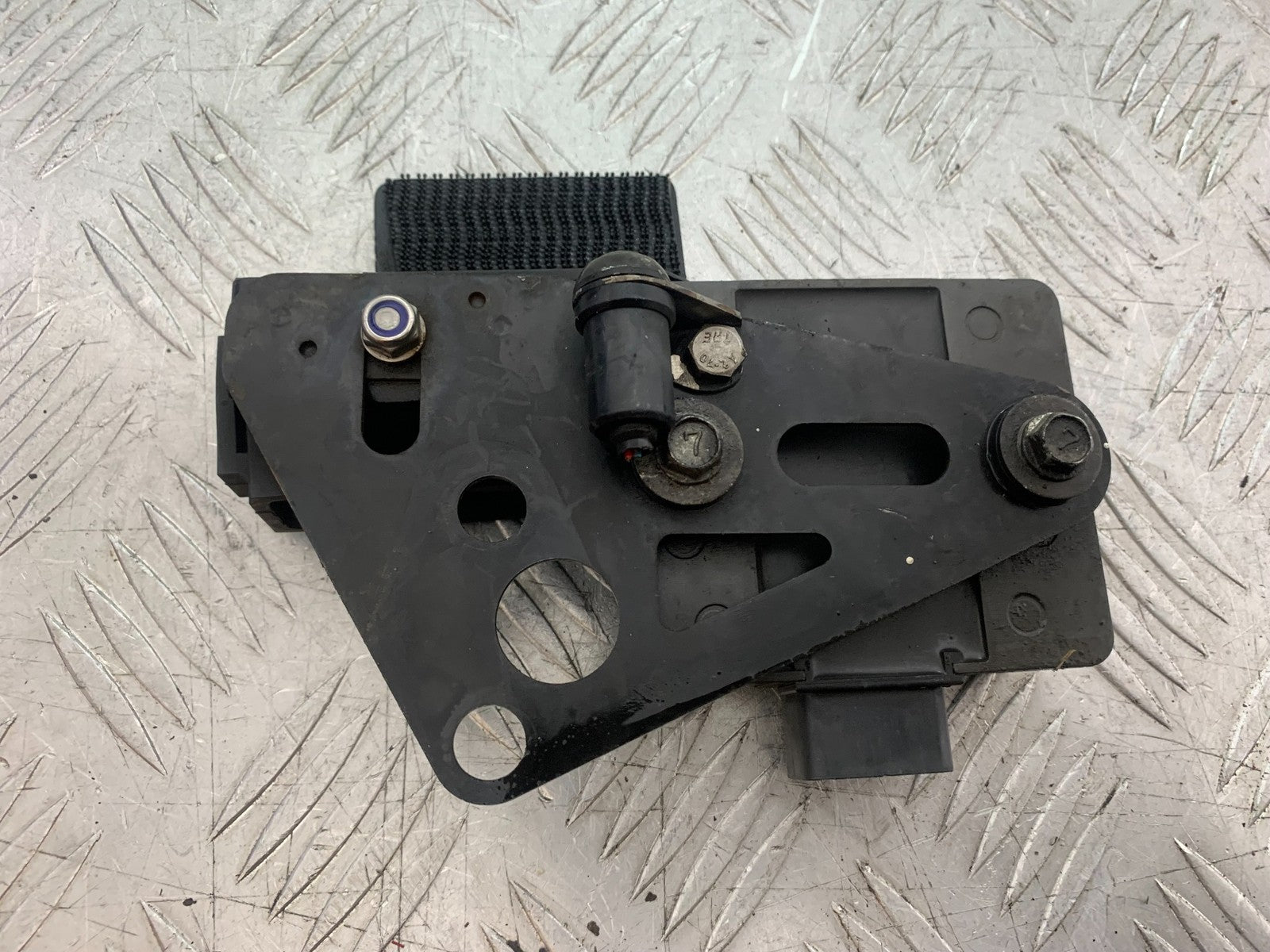 KAWASAKI Z1000 SX REGULATOR  YEAR 2014-16 (CMB1264)