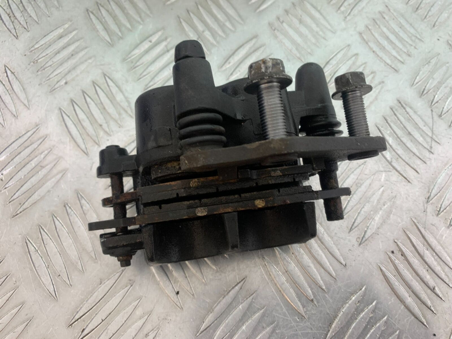 SUZUKI INTRUDER VL800 C800 FRONT BRAKE CALIPER YEAR 2012-16 (CMB1039)