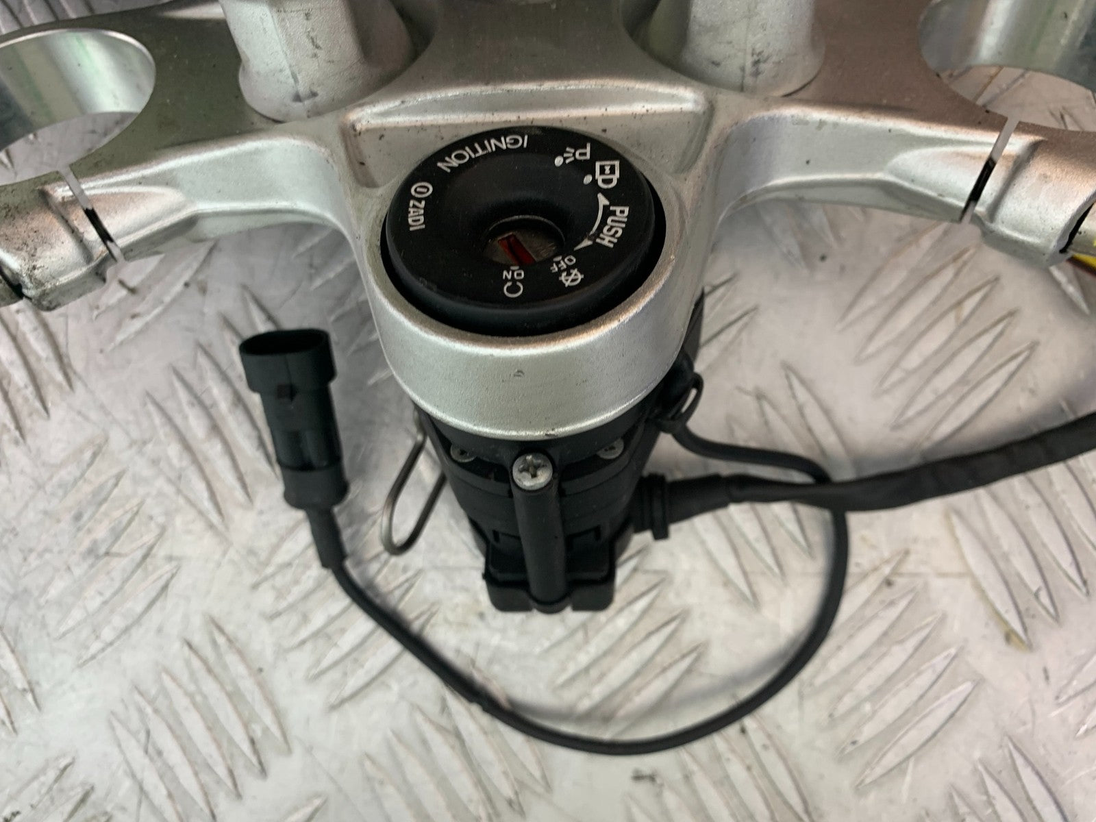 APRILIA TUONO 1000 V4R ECU LOCKS KEYS  YEAR 2011-13  (CMB1316)