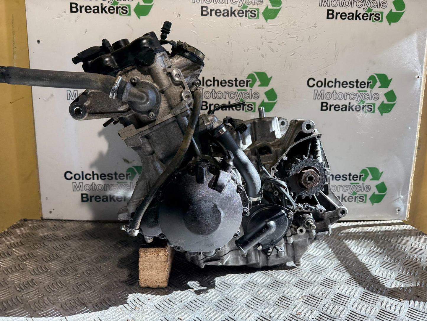 TRIUMPH 1050 SPRINT ST ENGINE YEAR 2004-2007 (CMB1197)