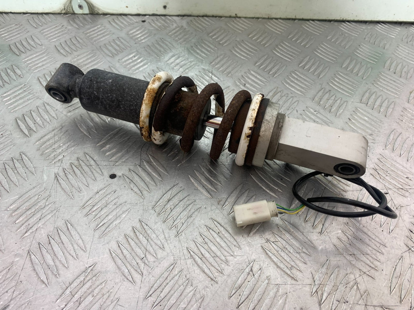 BMW K1300 S K 1300 S FRONT SHOCK   YEAR 2009-16 (CMB1216)