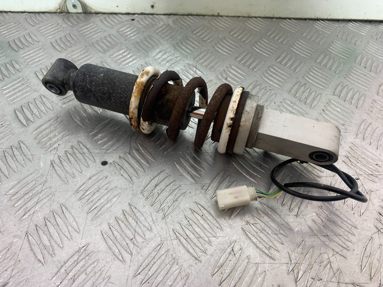 BMW K1300 S K 1300 S FRONT SHOCK   YEAR 2009-16 (CMB1216)