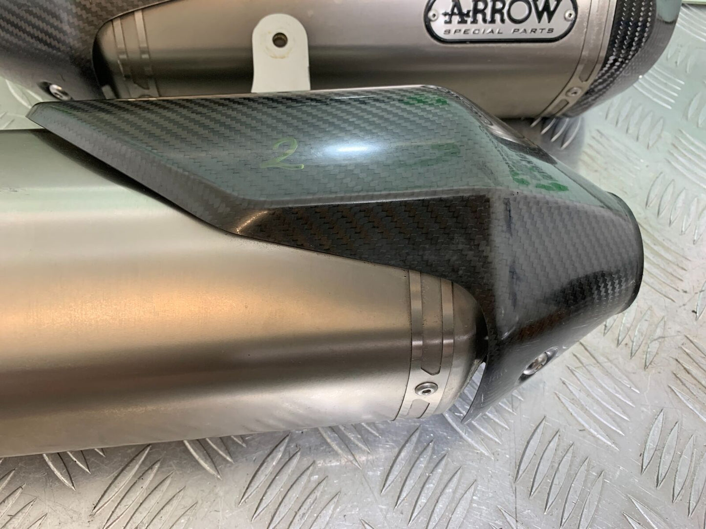 TRIUMPH 1050 SPEED TRIPLE RS ARROW SILENCERS YEAR 2018-2020 (CMB1029)