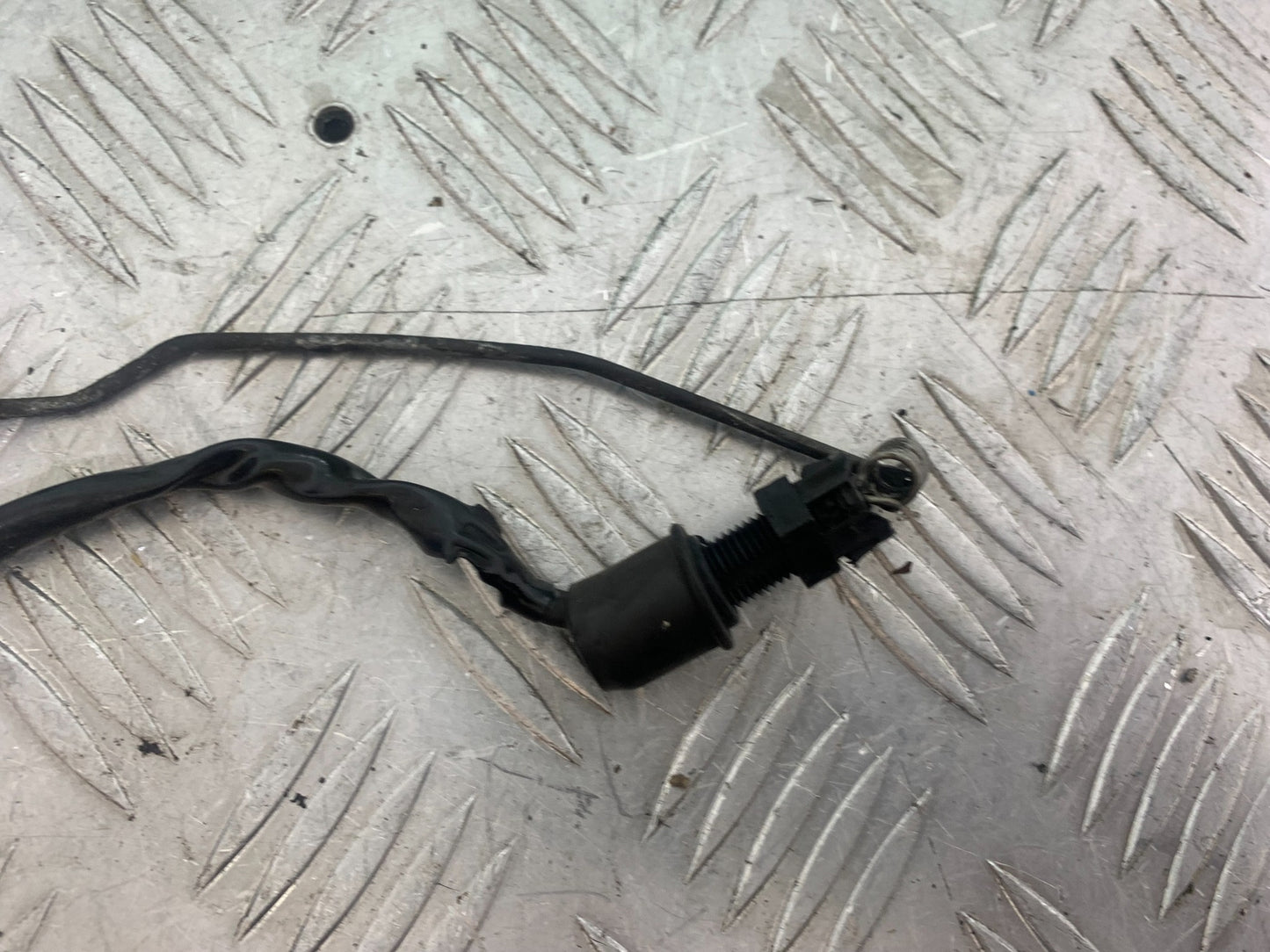 YAMAHA XV535 XV 535 VIRAGO REAR BRAKE LIGHT SWITCH   YEAR 1994-02 (CMB1162)