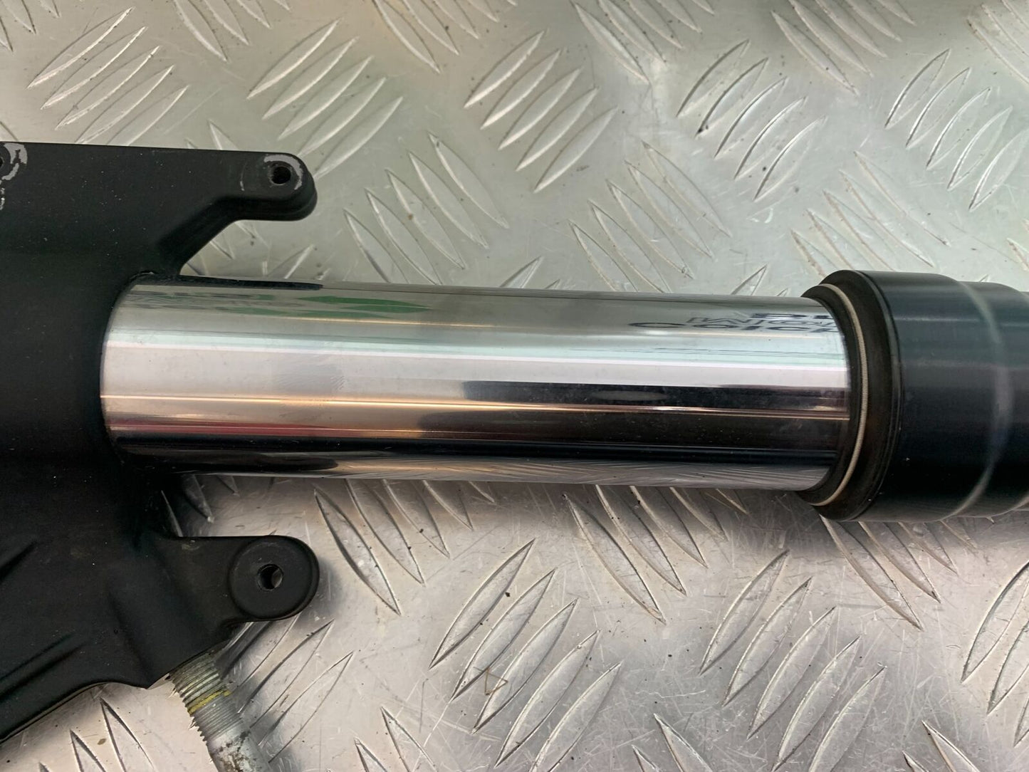 KTM 990 SUPERMOTO T FORKS  YEAR 2010-2011  (CMB1032)