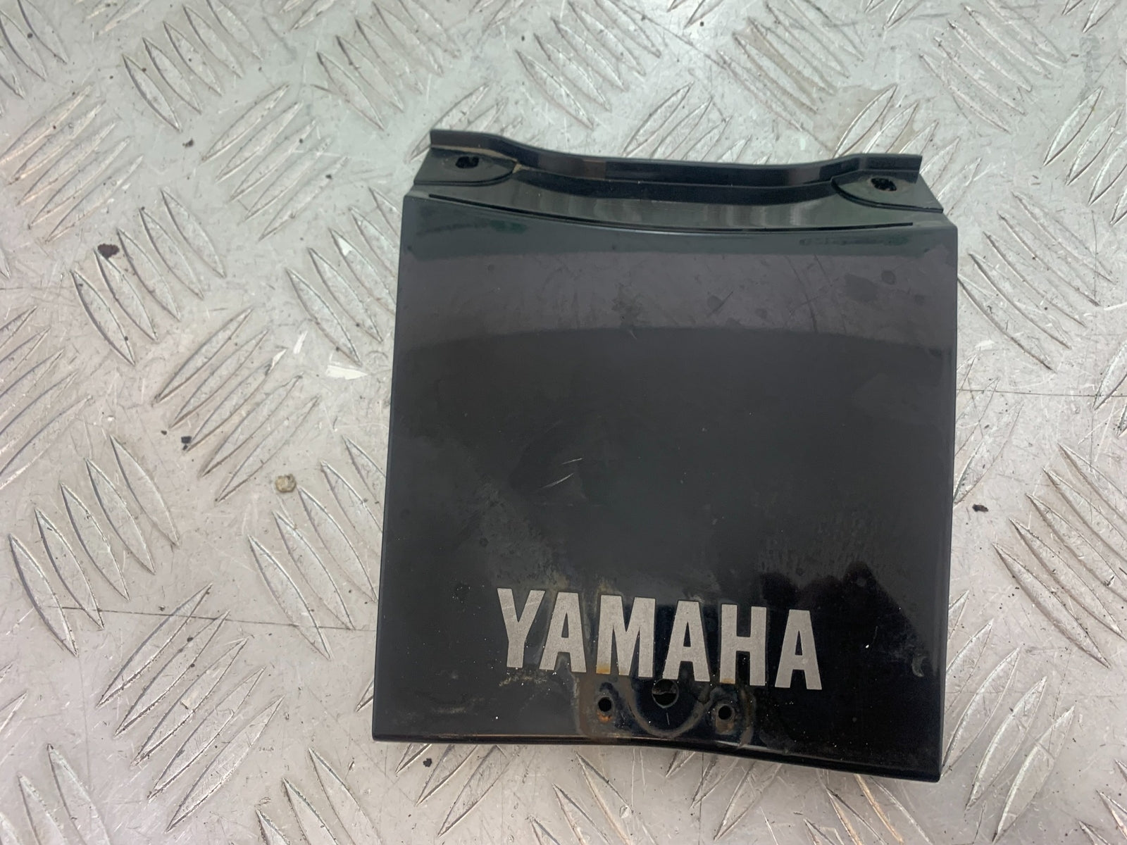 YAMAHA YBR125 YBR 125 TAIL PIECE JOINER YEAR 2010-2017 (CMB1163)