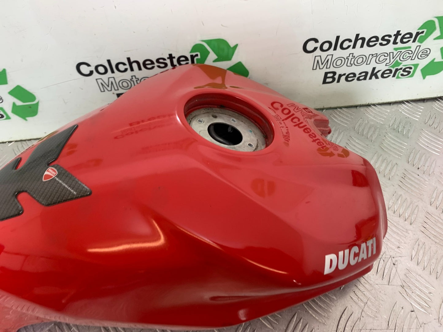 DUCATI 1299 PANIGALE PETROL TANK   YEAR 2016 (CMB 1187)