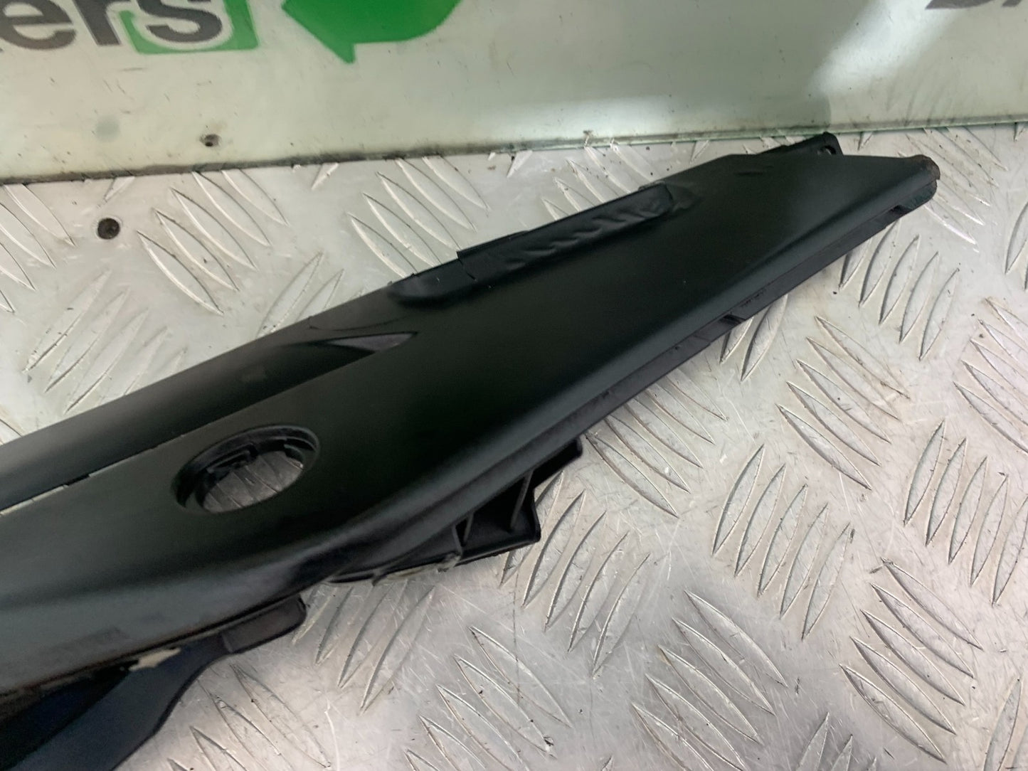 APRILIA TUONO 1000 V4 LEFT SEAT PANEL   YEAR 2013-2014  (CMB1239)