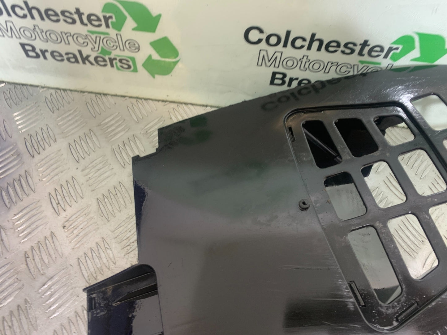 KAWASAKI J125 J125 BELLYPAN YEAR 2016-2020 (CMB1158)