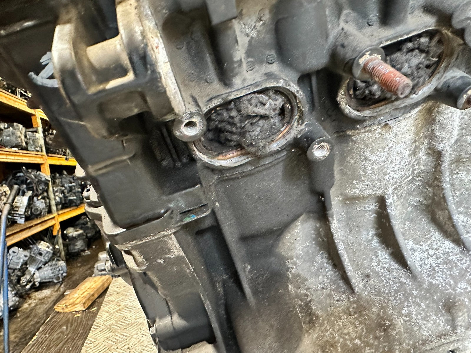 TRIUMPH 955i SPRINT ST ENGINE YEAR 1999-2004 (CMB1176)