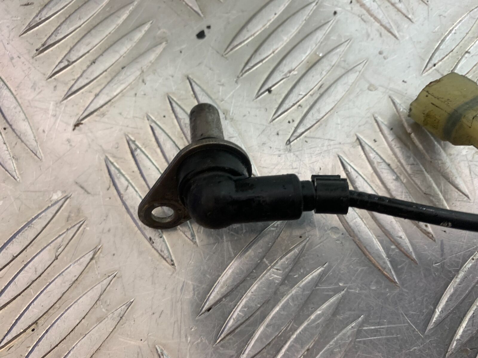 TRIUMPH TIGER 800 FRONT ABS SENSOR YEAR 2011-2014 (CMB1113)