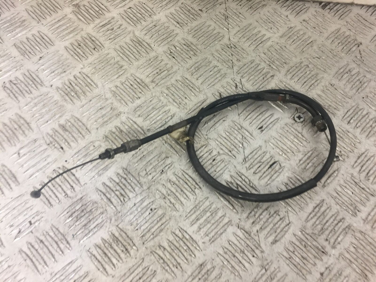 HONDA CBR900 FIREBLADE THROTTLE CABLE  YEAR 1998 - 99 (STOCK 621)