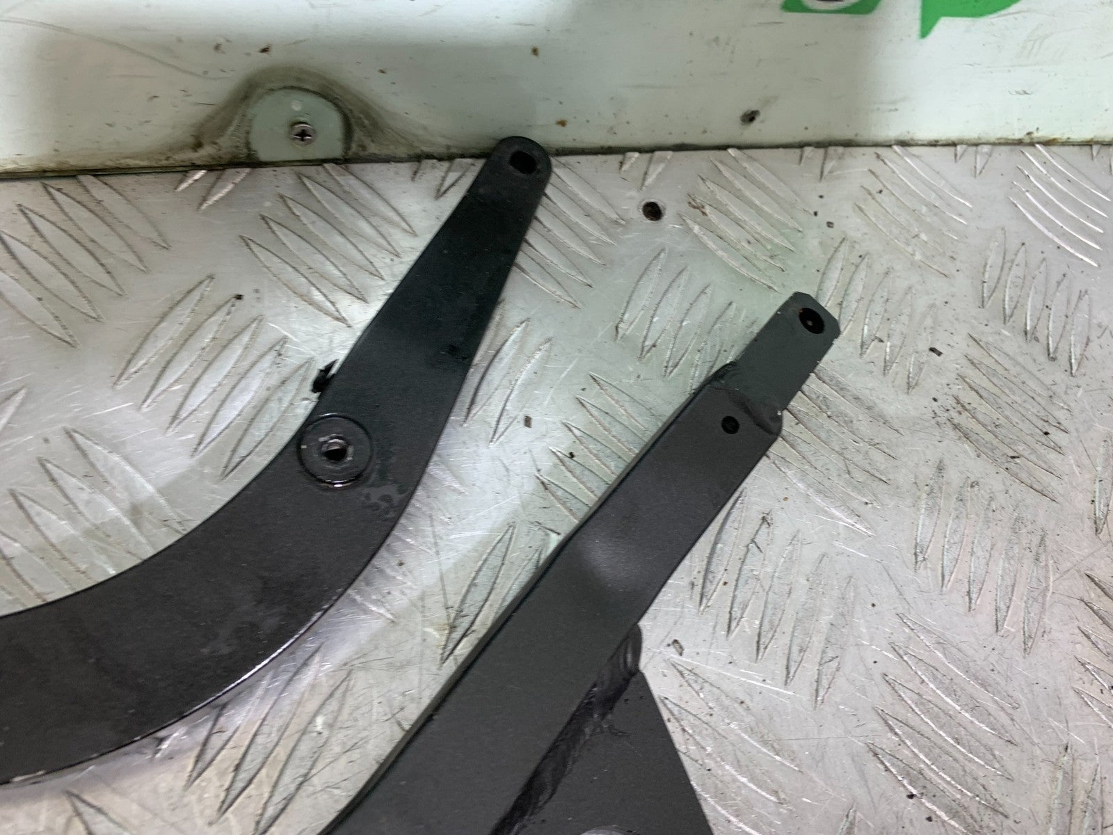 KAWASAKI GTR1400 GTR 1400 FRAME RAILS  YEAR 2007-2009 (CMB1306)