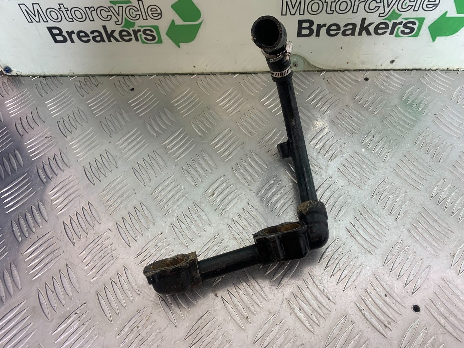 HONDA VFR400 VFR 400 NC21 WATER PIPES YEAR 1986-87 (CMB1043)