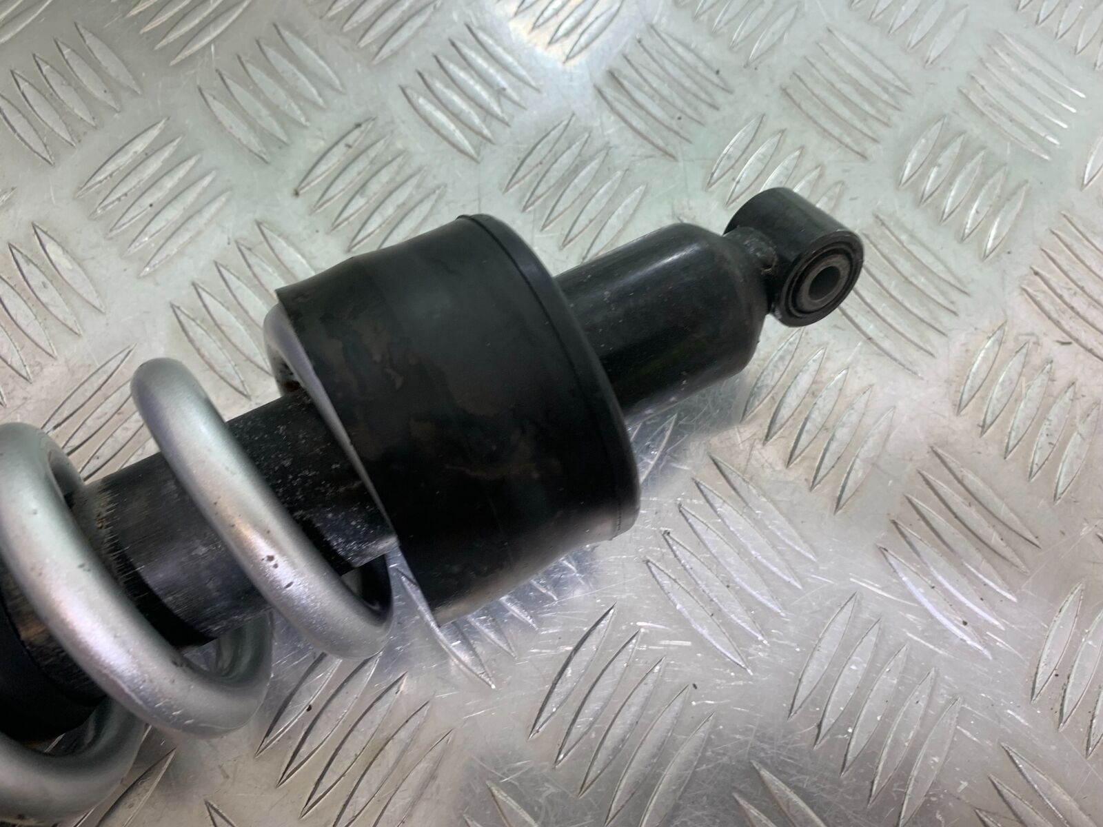 HONDA CBR650 F CBR 650F REAR SHOCK  YEAR 2014-2017  (STOCK 998)