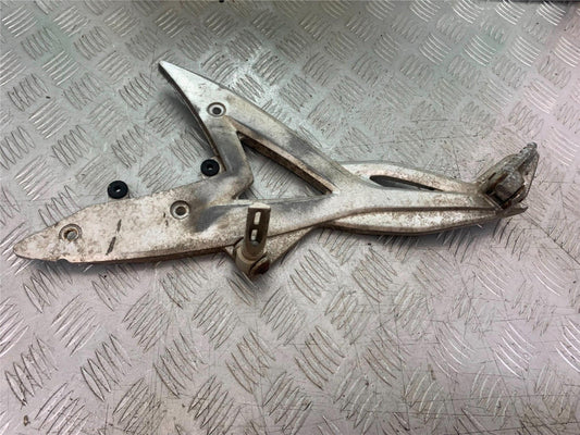 KAWASAKI ER6 F ER6F LEFT HANGER AND PEGS   YEAR 2005-2008 (CMB1277)