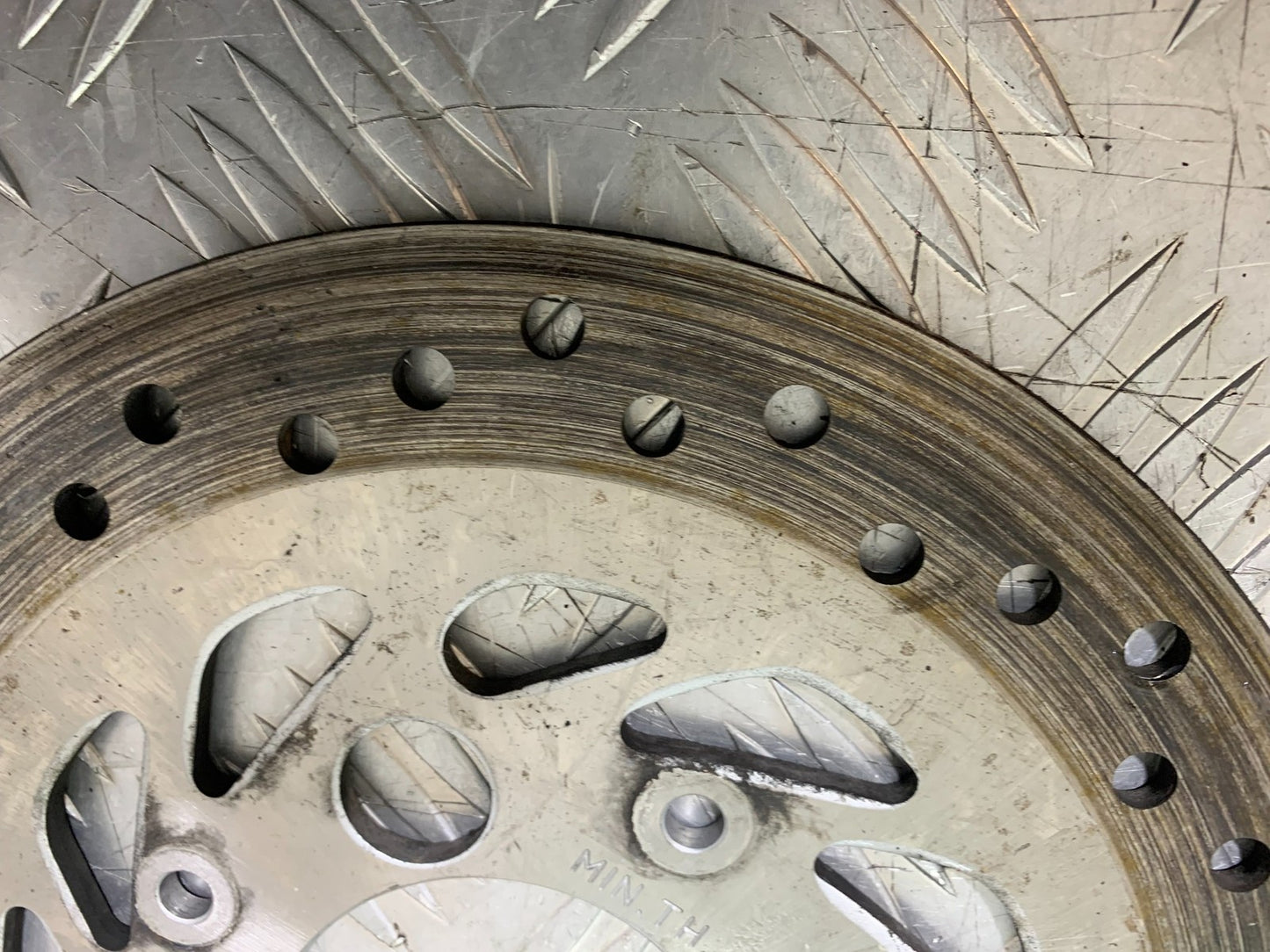 HONDA VFR800 VFR 800 V-TEC REAR BRAKE DISC YEAR 2002 -09 (CMB1296)