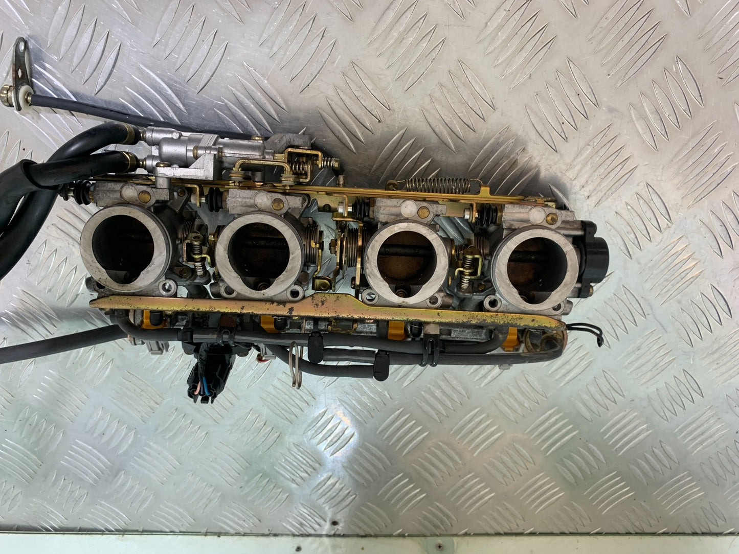 YAMAHA FJR1300 FJR 1300 THROTTLE BODIES  YEAR 2001-05 (CMB1005)