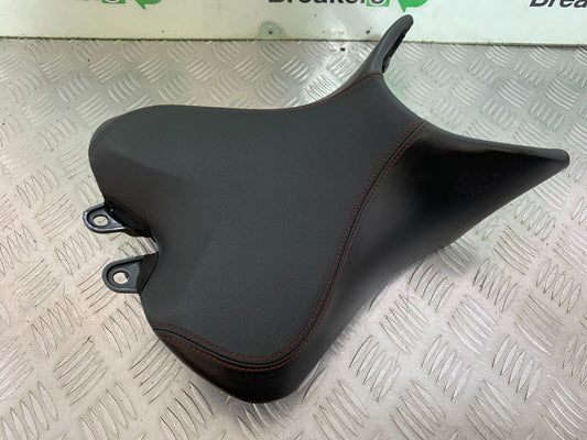 TRIUMPH 1050 SPEED TRIPLE RS FRONT SEAT  YEAR 2018-2020 (CMB1029)