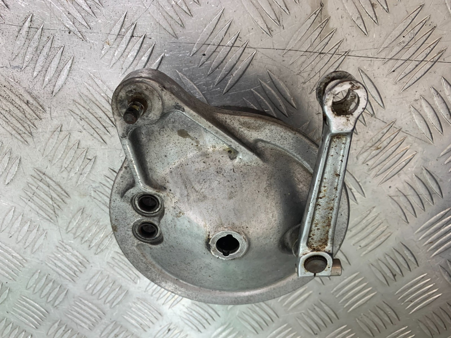 HONDA VT700 VT 700 SHADOW REAR BRAKE HUB  YEAR 1984-85 (CMB1328)