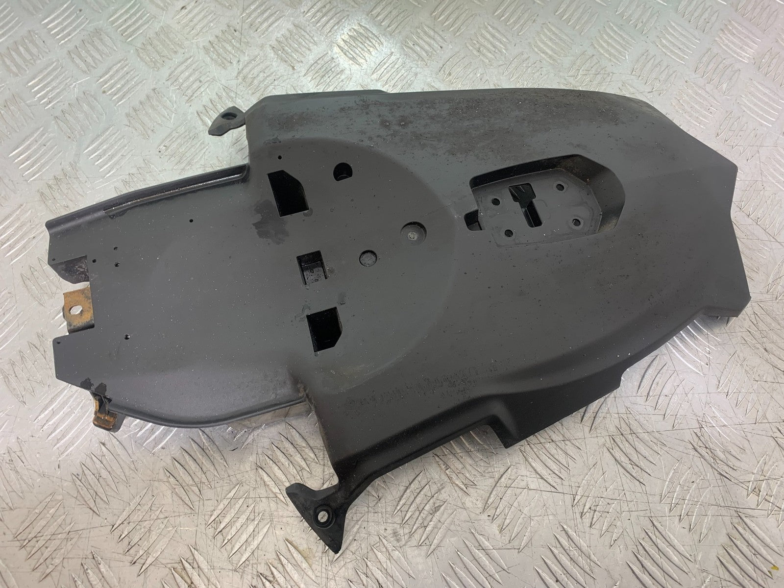 KAWASAKI 650 VERSYS UNDERTRAY YEAR 2015-2018 (CMB1288)