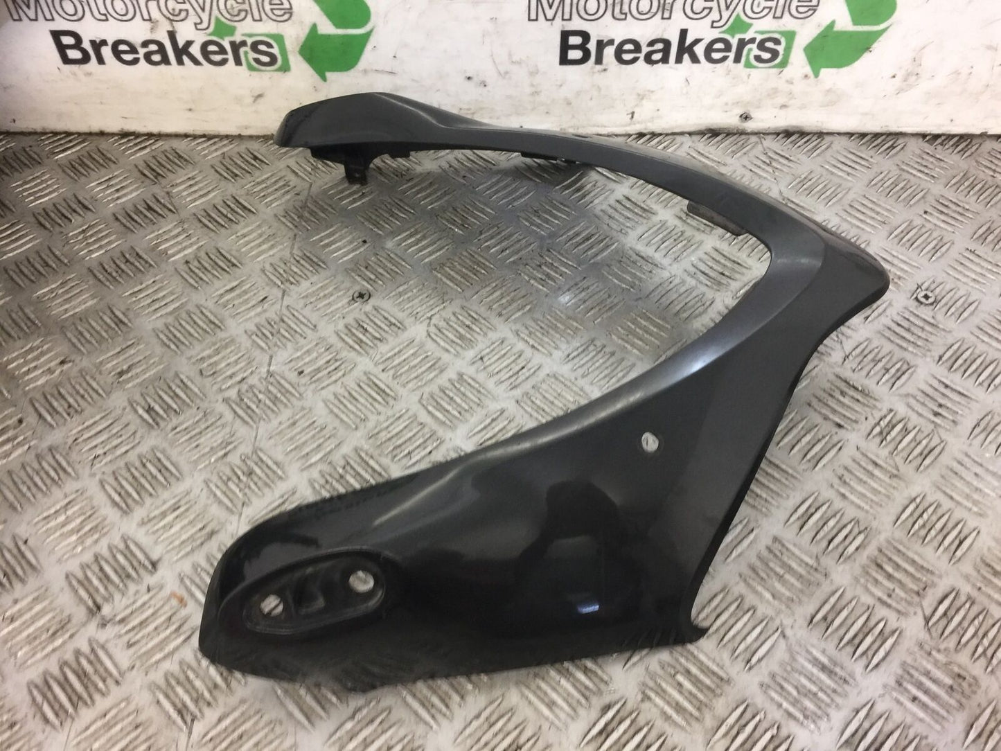 SUZUKI GSF600 GSF 600 BANDIT SCREEN INFILL PANEL  YEAR 2002 (STOCK 493)