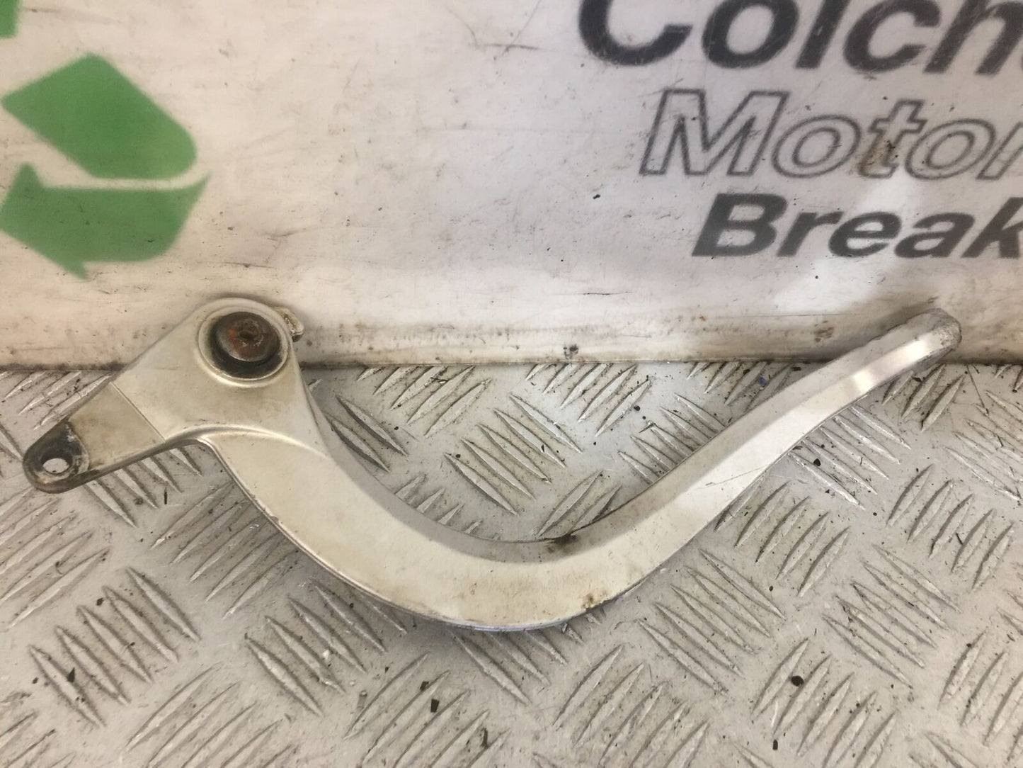 YAMAHA XT125X XT125 X REAR BRAKE PEDAL  YEAR 2008  (STOCK 857)