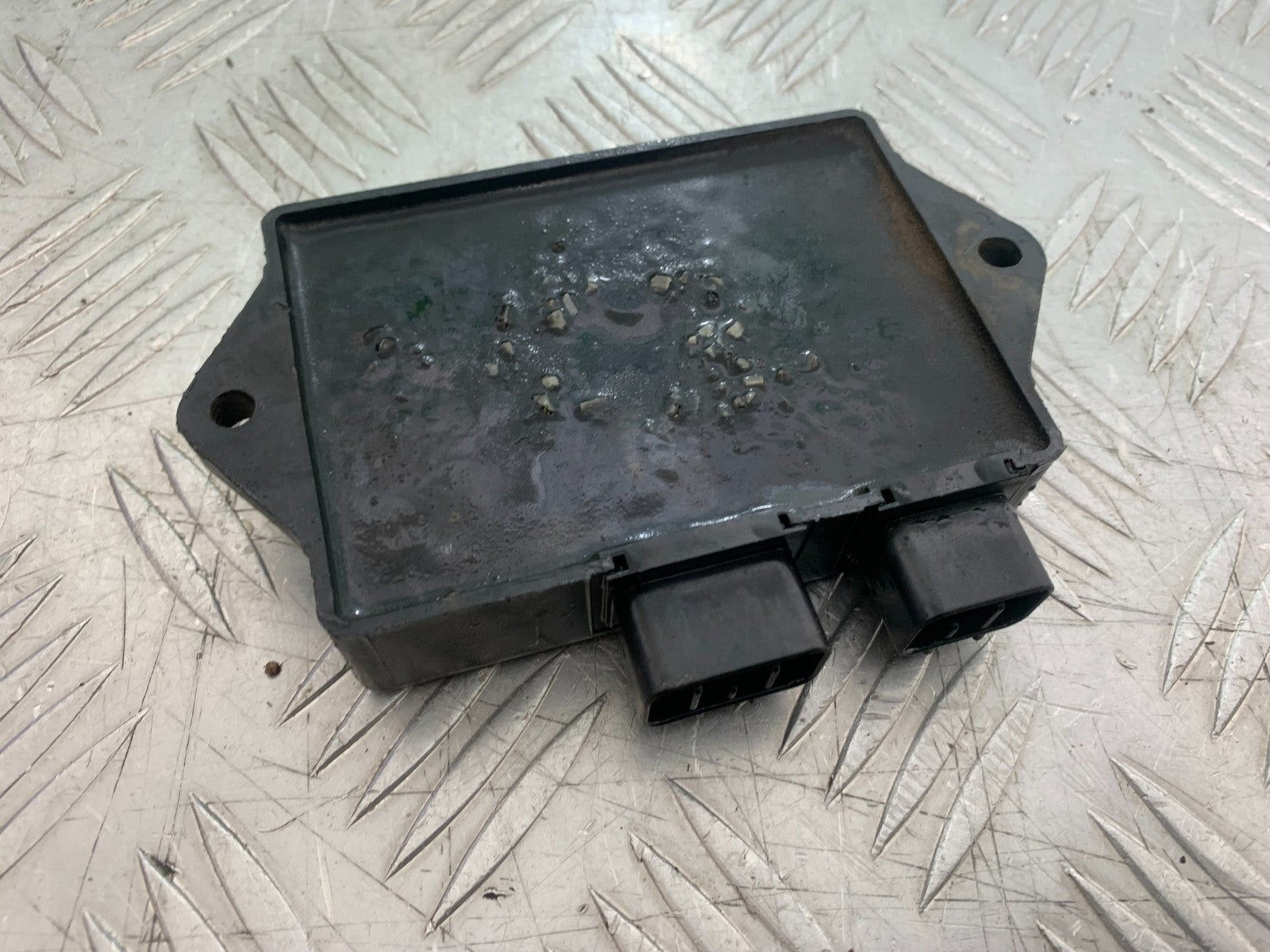 YAMAHA FZS600 FAZER 600 CDI UNIT  YEAR 1998-2001 (CMB1267)