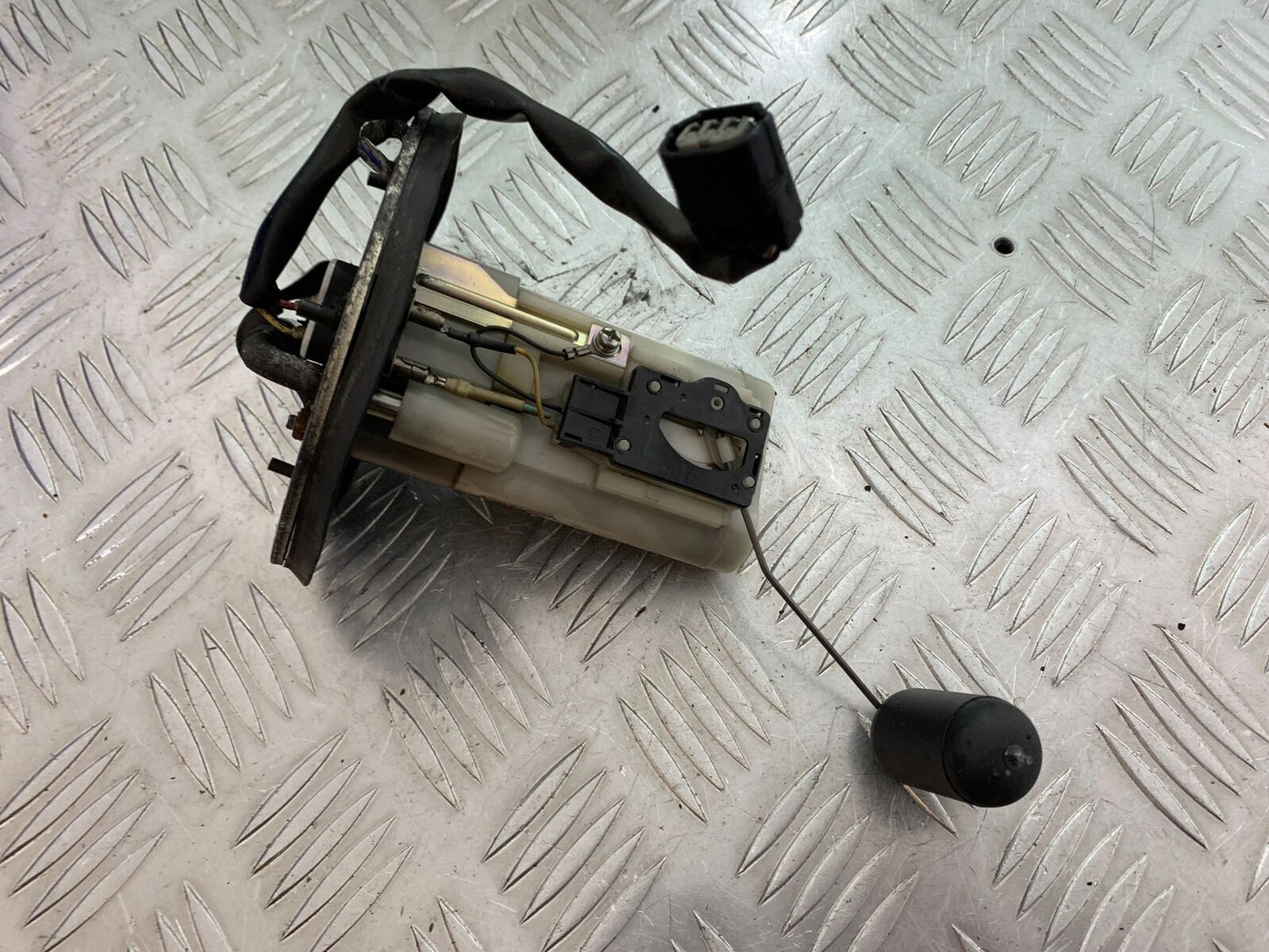 HONDA CBR500R CBR 500 R PETROL PUMP  YEAR 2012-16 (CMB1048)