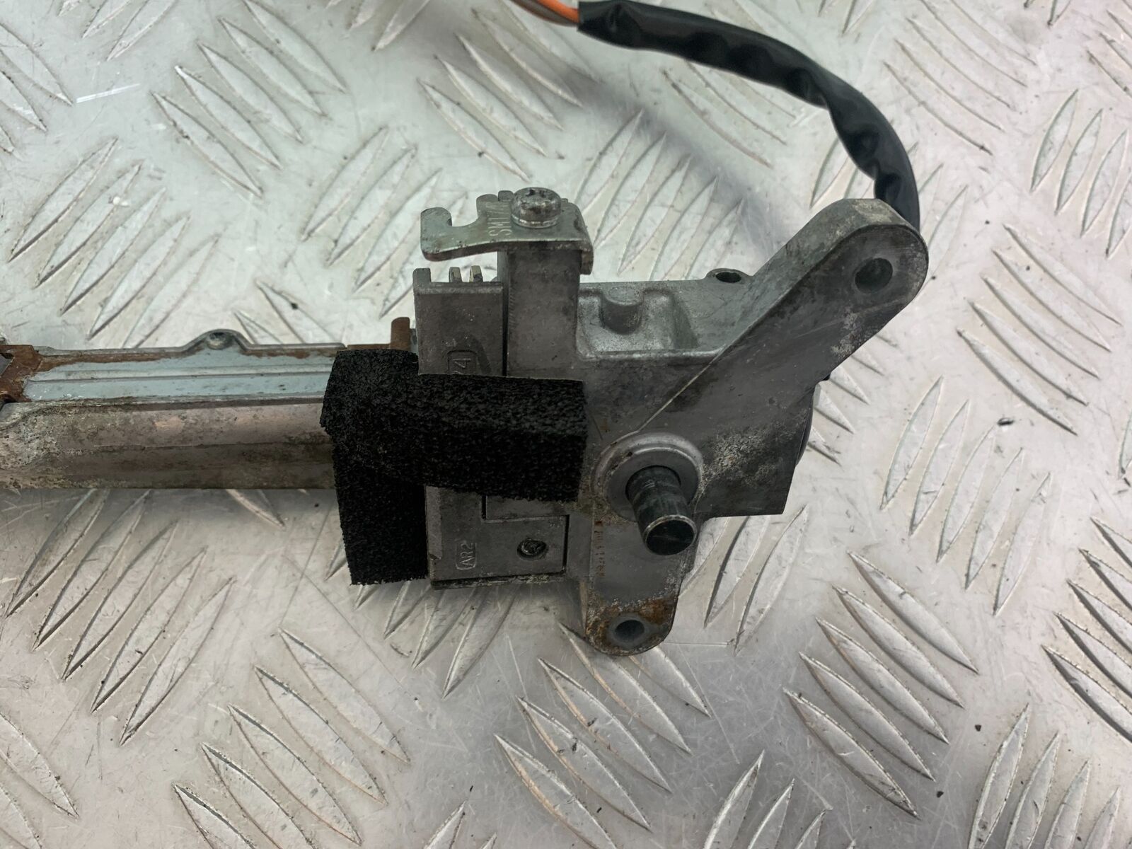 SUZUKI AN400 AN 400 BURGMAN ECU LOCKS KEY    YEAR 2017-2024 (CMB1118)