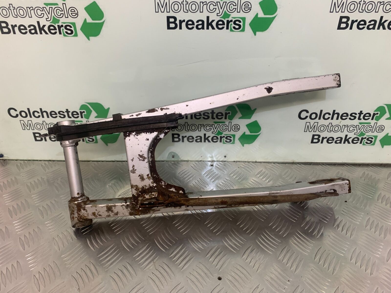 HONDA CB350 S CB 350 S SWINGARM  YEAR 1986-1990 (STOCK 948)