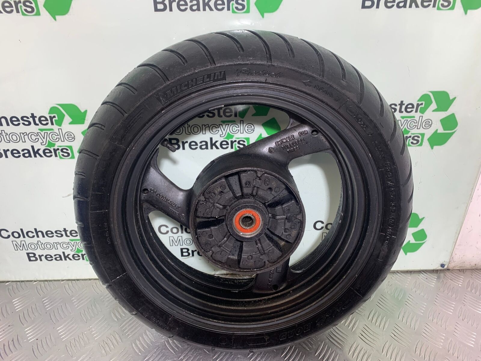 YAMAHA XJR1300 XJR 1300 REAR WHEEL  YEAR 1999-2003 (CMB1055)
