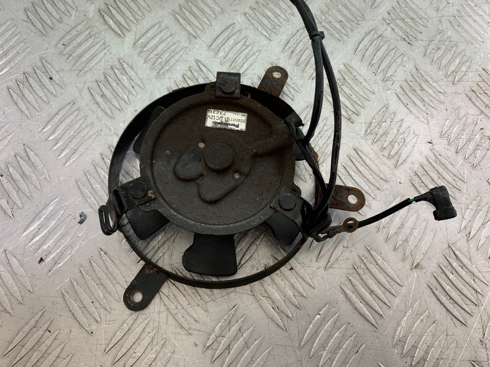 HONDA CBF500 CBF 500 RADIATOR FAN  YEAR 2004-2008  (CMB1294)