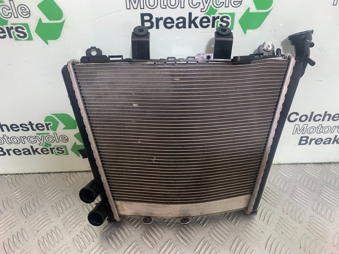 BMW M1000 R RADIATOR   YEAR 2023-2024 (CMB1140)