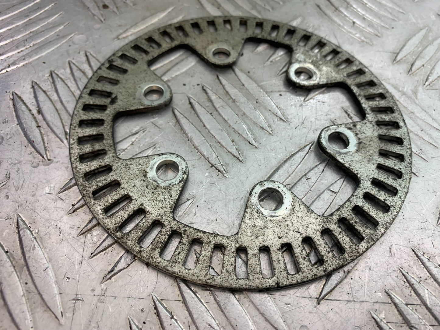 ROYAL ENFIELD HIMALAYAN 411 FRONT ABS RING GEAR  YEAR 2018-2023 (CMB1279)