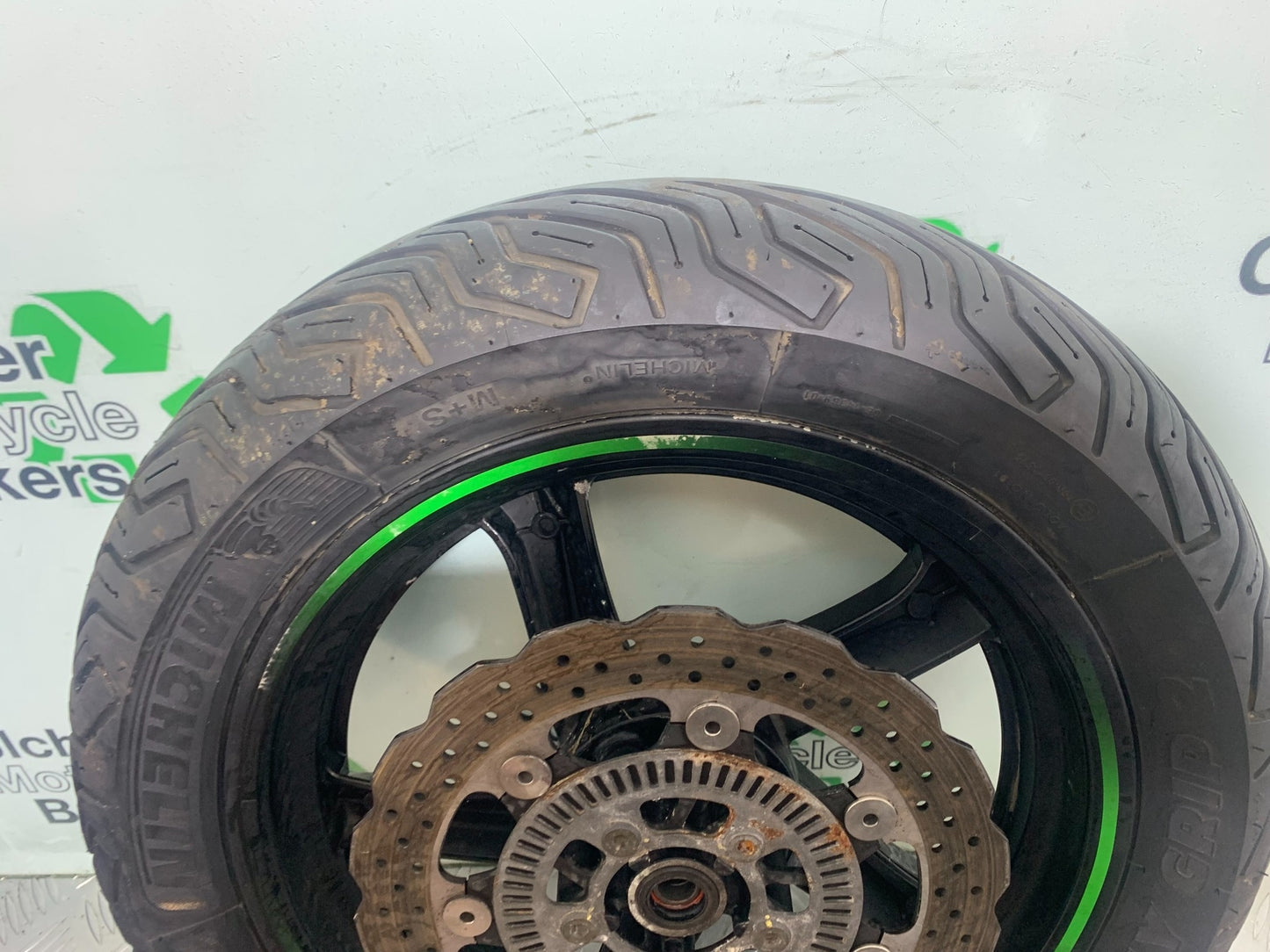 KAWASAKI J125 J125 FRONT WHEEL AND DISC (GOOD TYRE) YEAR 2016-2020 (CMB1158)