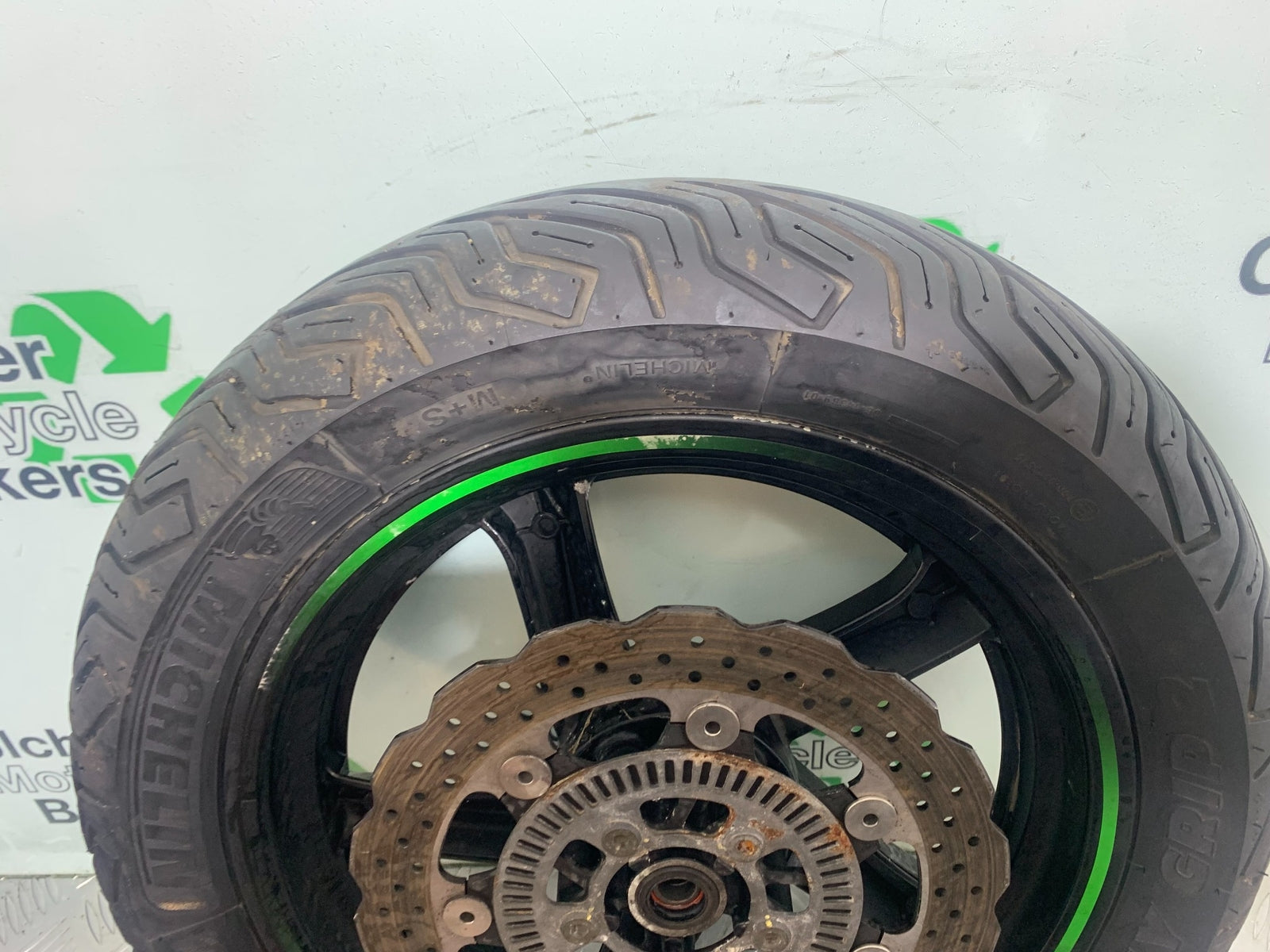 KAWASAKI J125 J125 FRONT WHEEL AND DISC (GOOD TYRE) YEAR 2016-2020 (CMB1158)