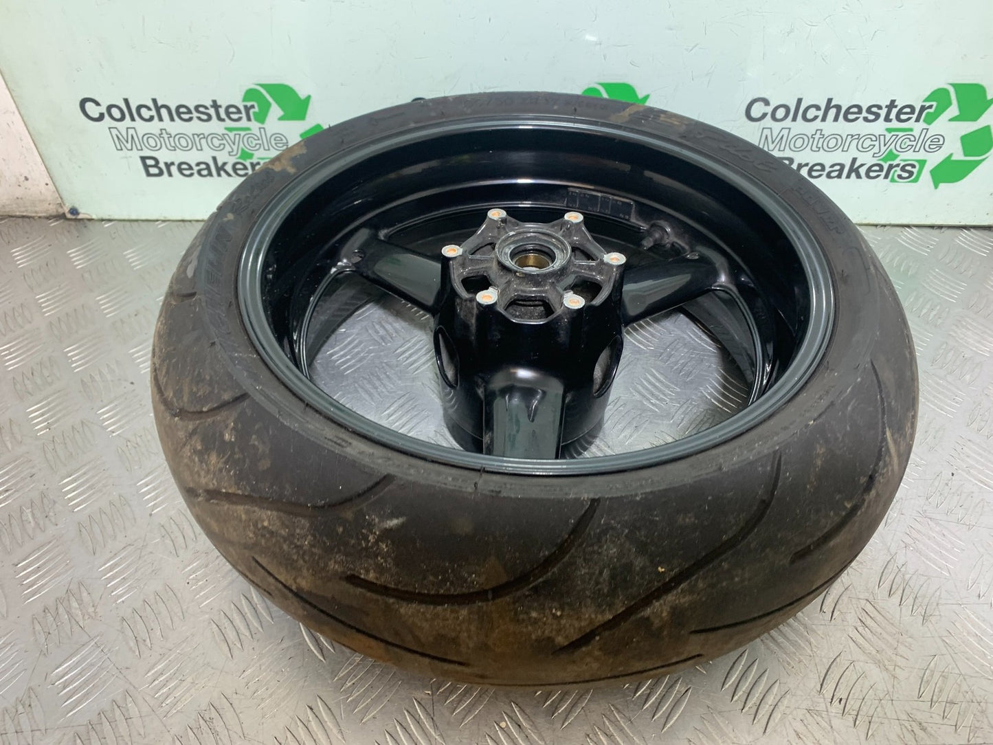 YAMAHA YZF R1 4XV REAR WHEEL YEAR 1998-99 (CMB1291)