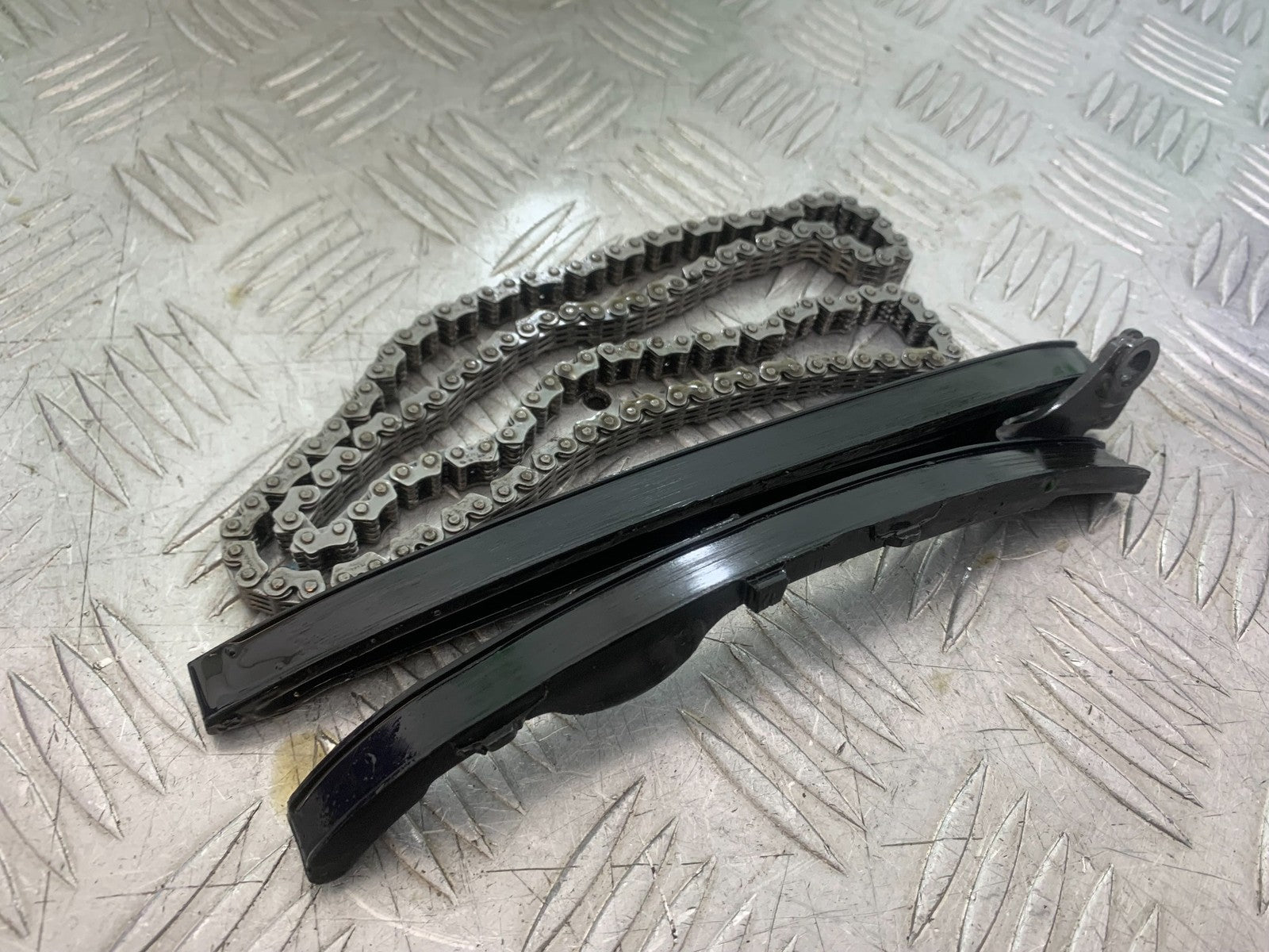 KTM 390 ADVENTURE CAM CHAIN AND GUIDES   YEAR 2020-24 (CMB1240)