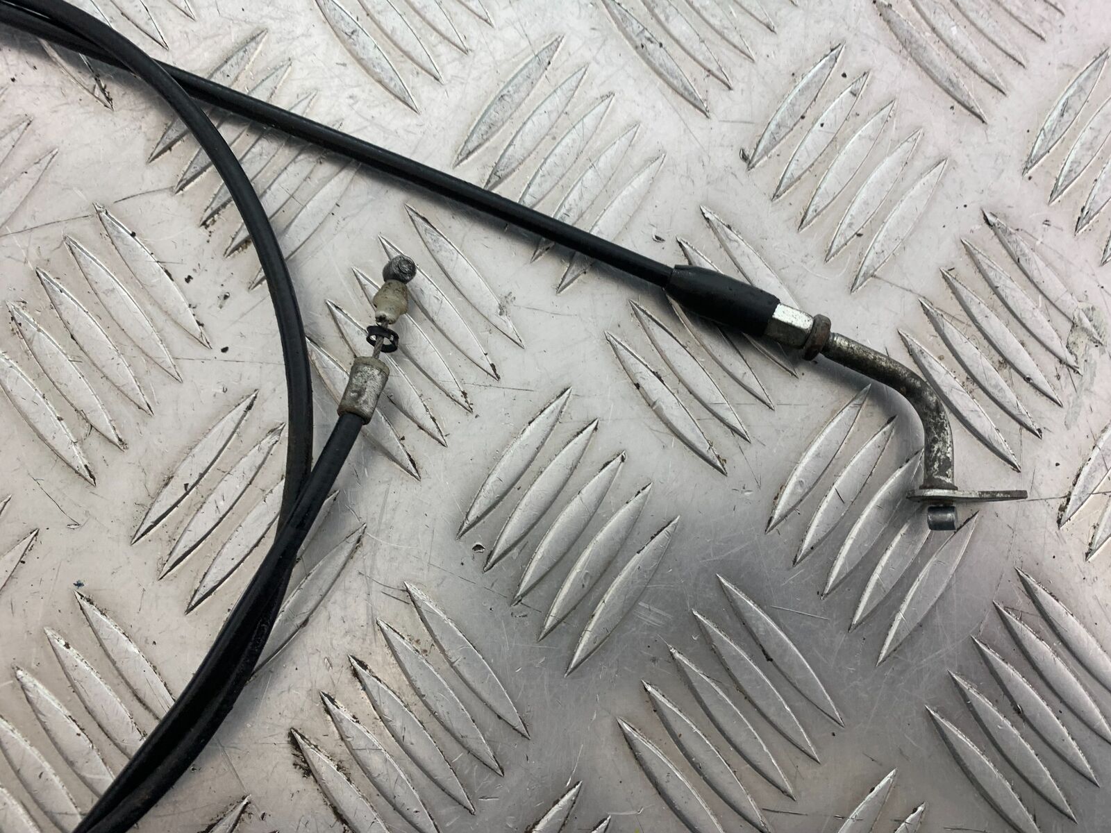 LEXMOTO MATADOR 125 JJ125T-17 THROTTLE CABLE  (CMB1115)