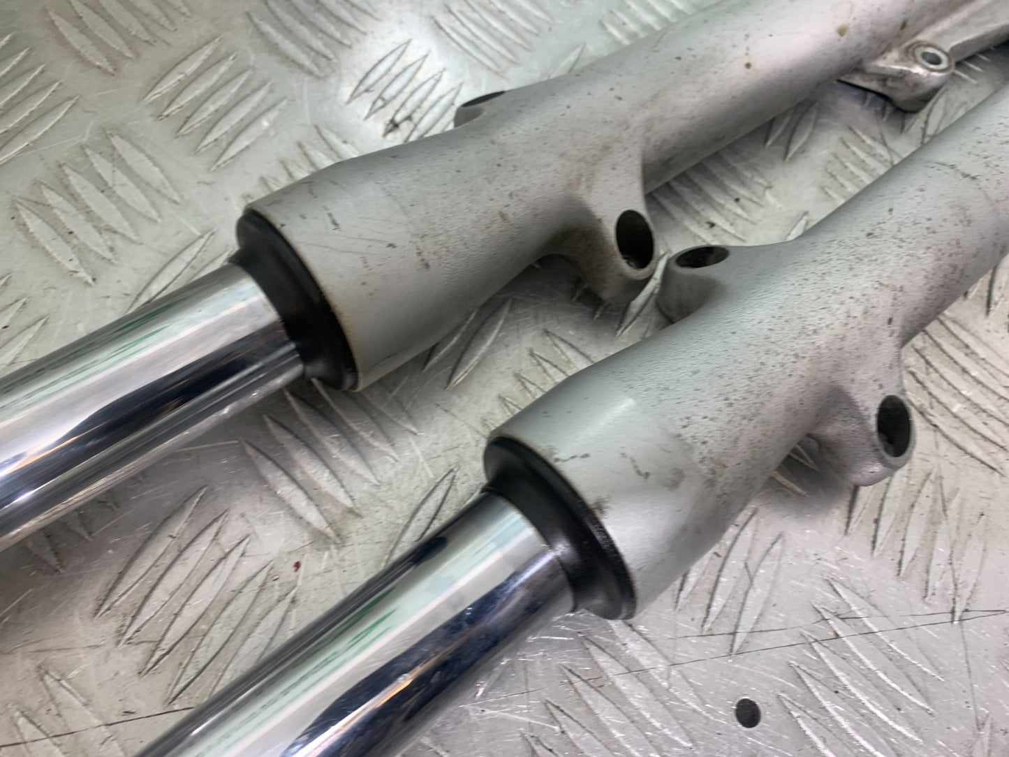 HONDA XL125 VARADERO FORKS   YEAR 2001-2006  (CMB1210)