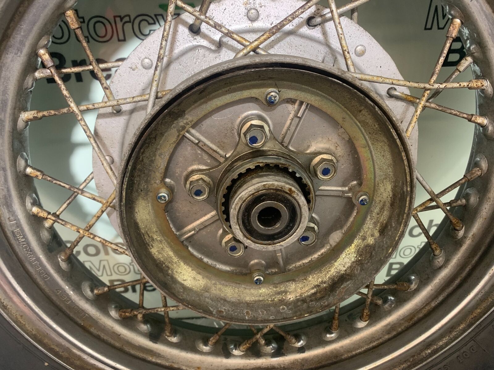 YAMAHA XV535 XV 535 VIRAGO REAR WHEEL (GOOD TYRE)  YEAR 1994-02 (CMB1044)