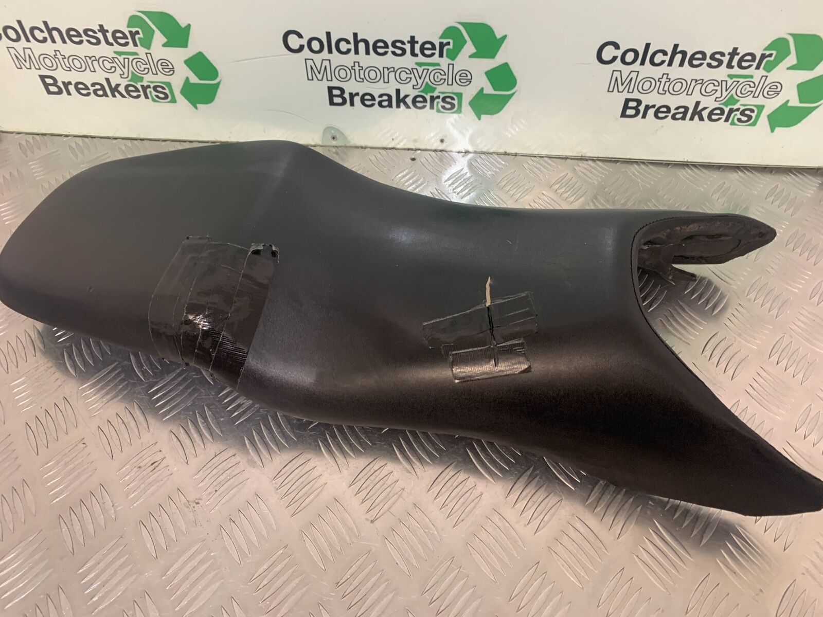 HONDA CBR600 CBR 600 F4I SEAT YEAR 2001-2003  (STOCK 978)